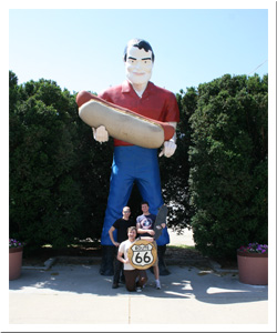 Tall Paul - Muffler Man on Route 66